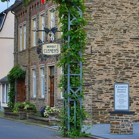 温哥特克莱门斯酒店 招待所 3*