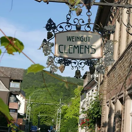 Maison d'hôtes Weingut Clemens 3*