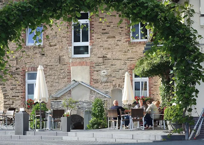 Weingut Clemens Gasthuis 3*