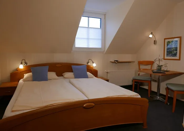 Weingut Clemens Πανσιόν 3*